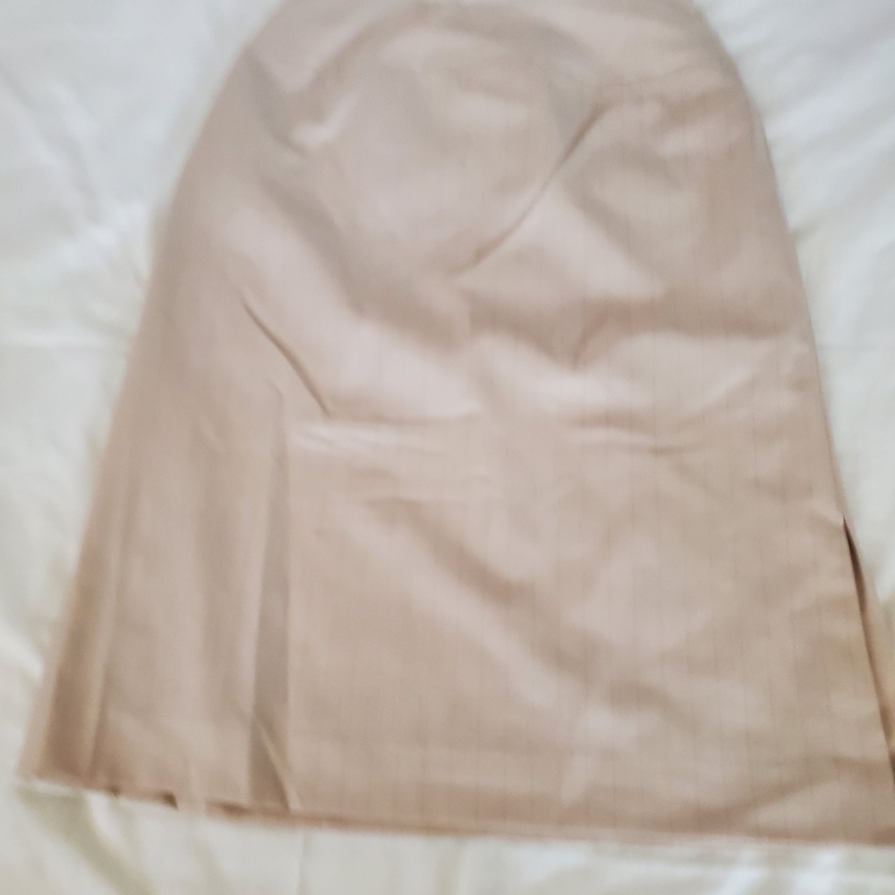 Suit - Picture 5 of 13